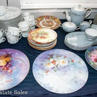 Tables of VINTAGE CERAMICS