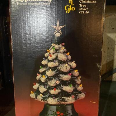 Trim N' Go Ceramic Christmas Tree