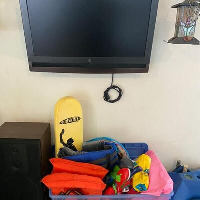 Pool Accessories & Westinghouse 32" TV