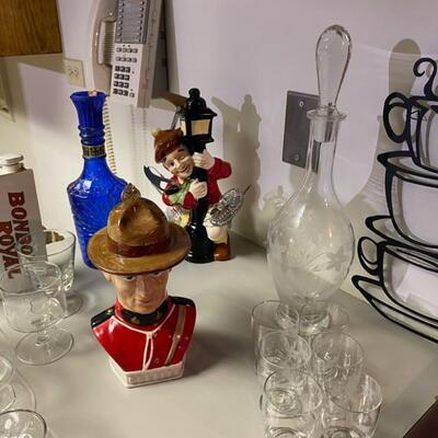 Vintage Bar/Drinking Glasses & Vintage Decanters