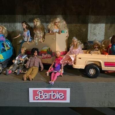 Vintage 1980's Barbie Vehicles, Dolls & Accessories