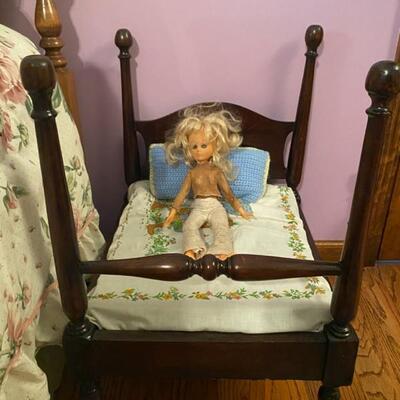 Four-Post Doll Bed
