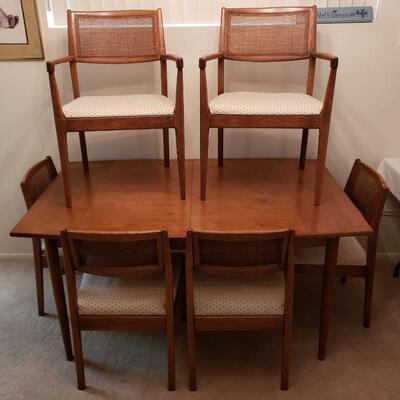 MCM Parallel by Drexel dining table & 6 chairs.