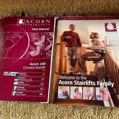 ACORN 180 Curved Stairlift (fully functional in good working condition)