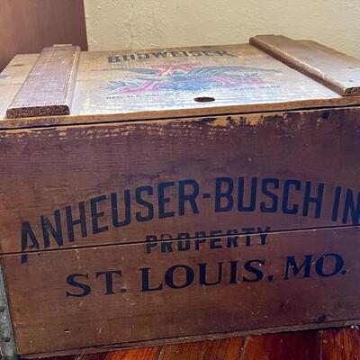 1976 The Budweiser Centennial Beer wooden crate / case
