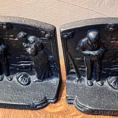 Cast iron bookends