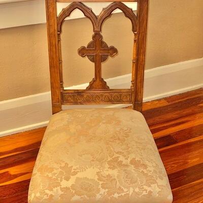 Antique Kneeling Prayer Chair