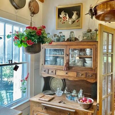 Beautifully pristine antique Possum Belly Bakerâ€™s Cabinet 