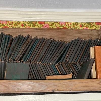 Antique â€œLittle Leather Library Booksâ€