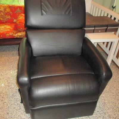 Leather Golden Lift Chair Infinite Positions 