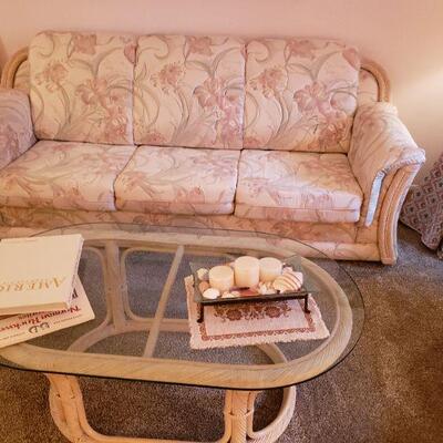 Living room sofa and matching coffee table, very good condition