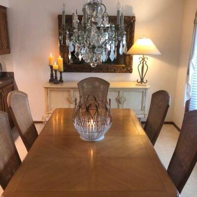 WOOD GRAIN DINING ROOM TABLE WITH 6 CHAIRS AND LEAVED   BUY IT NOW $  225.00
