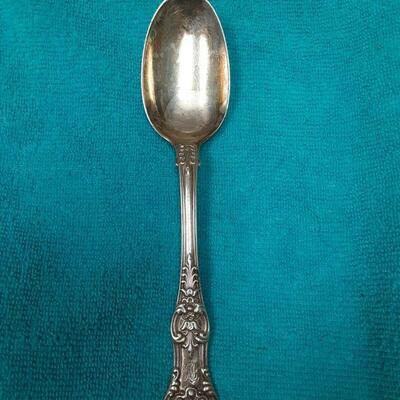 https://www.ebay.com/itm/114895585484	ME3053 USED TIFFANY & CO. 7 INCH STERLING SILVER TABLE SPOON KING PATTERN
