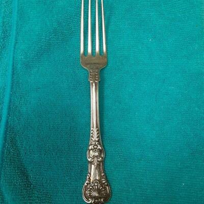 https://www.ebay.com/itm/124815126934	ME3065 USED TIFFANY & CO. 7 1/2 INCH STERLING SILVER FORK KING PATTERN
