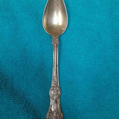 https://www.ebay.com/itm/124815126948	ME3037 USED TIFFANY & CO. STERLING SILVER DESSERT SPOON ENGLISH KING PATTERN
