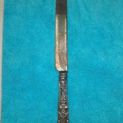 https://www.ebay.com/itm/114895585127	ME3085 USED TIFFANY & CO. STERLING SILVER BLUNT TABLE KNIFE KING PATTERN
