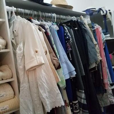 Name brand clothing, many new with tags
