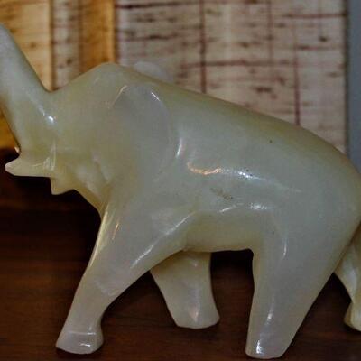 Nice marble elephant accessory! 