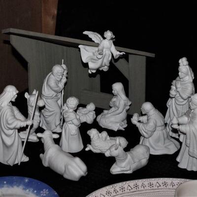 Vintage Avon Nativity Set 