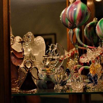 Crystal, blown and stained glass and other wonderful home accents. 