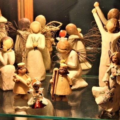 Outstanding collection of Willow Tree Angel figurines. 