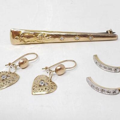 #1260 • 14K Gold Earrings, Pins- 5.7g