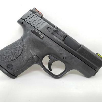 304	

New Smith & Wesson M&P 9 Shield 9mm Semi-Auto Pistol
Serial Number: JLC4164 Barrel Length: 3