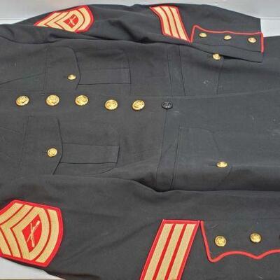 #1802 â€¢ US Marines Uniform Jacket
