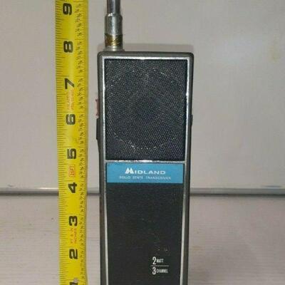 https://www.ebay.com/itm/124836936537	LP8020 : Midland Solid State Transceiver Model 13-723 JAPAN made 1972 NOT TESTED
