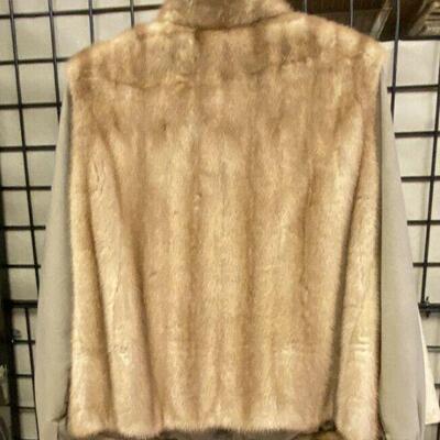https://www.ebay.com/itm/114921441322	CF9201 Abel Furs New Orleans Mink Coat / Jacket UShip or Local Pickup
