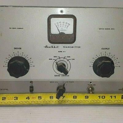 https://www.ebay.com/itm/124835364456	LP8017 : Heathkit Transmitter Model AT-1 NOT TESTED
