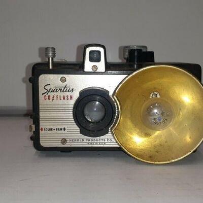 https://www.ebay.com/itm/114923586625	DS8003 Spartus CoFlash Camera Herold Products Co.Inc. Made in the U.S.A 
