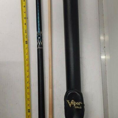 https://www.ebay.com/itm/124841570452	EL8012 Griffin Poolstick in Black Leather Carrying Case  Blue and White Detailing...