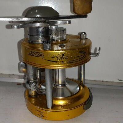 https://www.ebay.com/itm/124841570454	EL8007 Bass Pro Shops MCM 1,000 Gear Ratio 5.2:1 25 IPT 
