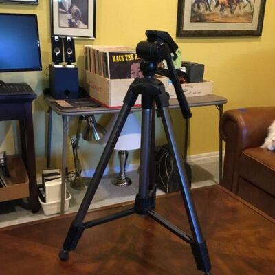 Ambico Tripod