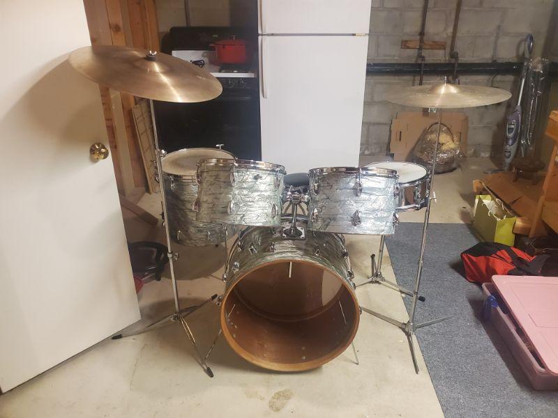 Pink Dog offers second day discounts in Wyckoff