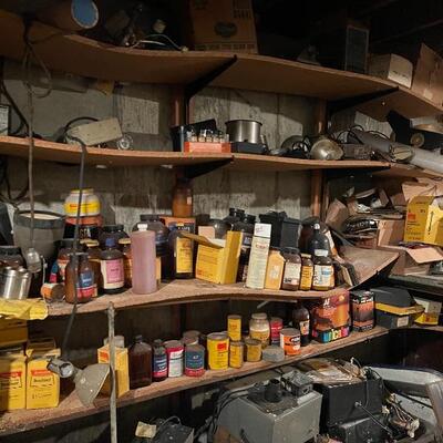 Estate sale photo