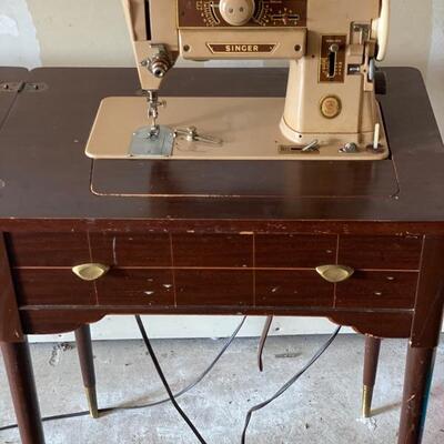 Vintage Singer Sewing Machine W/Cabinet - $50