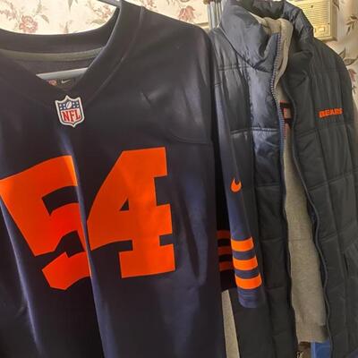 Chicago Bears 3PC Fan Apparel. Urlacher Nike Jersey & Bears Hoodie W/Puff Vest - $75