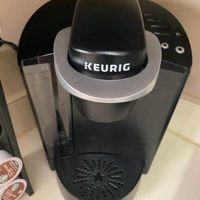 4PC Keurig Coffee Machine K40 & Pod Holders - $40