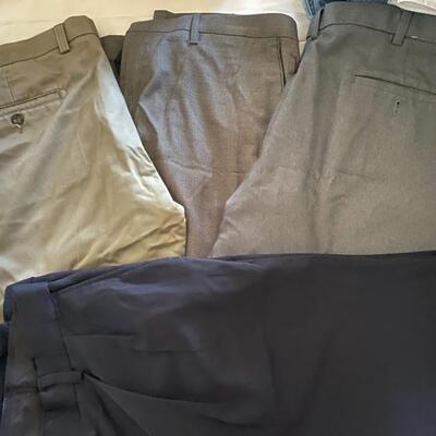 4PC Men's Dress Pants Used Dockers, Haggar & Axist Sizes 36x32 - $30