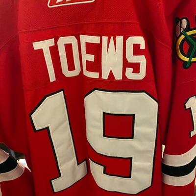 Chicago Blackhawks Jonathan Toews Jersey Size 54 - $35