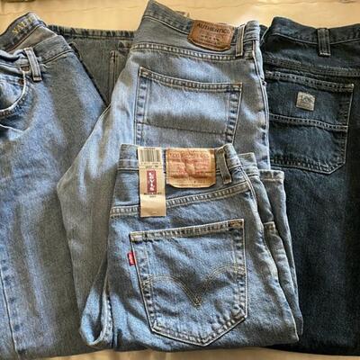 3 Pair Denim Jeans Lee, Levi & Nautica & 1 Levi Shorts Size 32 x 34 - $25