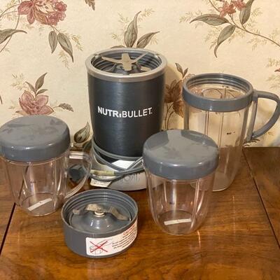 Vintage Cuisinart Food Processor & Nutribullet Set - $40