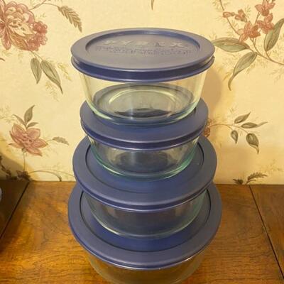 8PC Lidded Glass Pyrex Containers - $35