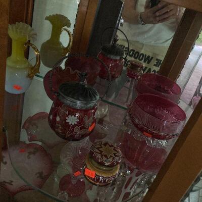 vitrine contents