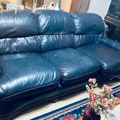 Large vintage Leather couch, good condition