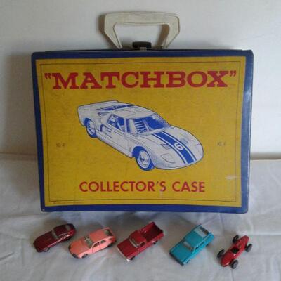 Vintage hot wheels and matchbox toy car case.