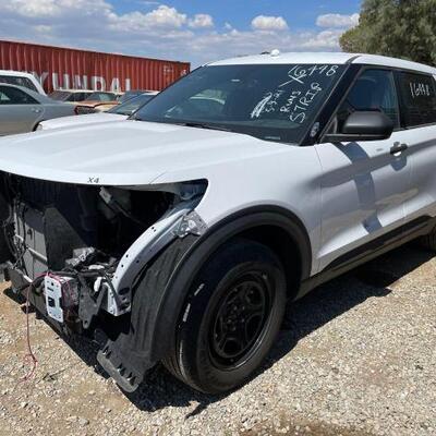 468	

2020 Ford Explorer
DEALER OUT OF STATE ONLY
Year: 2020
Make: Ford
Model: Explorer
Vehicle Type: Multipurpose Vehicle (MPV)
Mileage:...