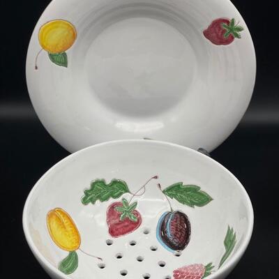 Cottura Ceramic Art Imports Fruit Colander W/Underplate